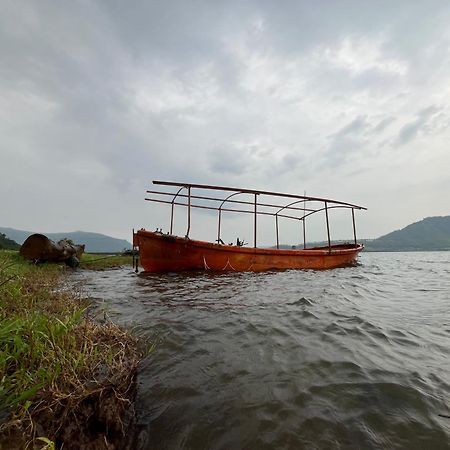 Hotel Mauli Agro Farm Dam View Resort Satara Exteriér fotografie